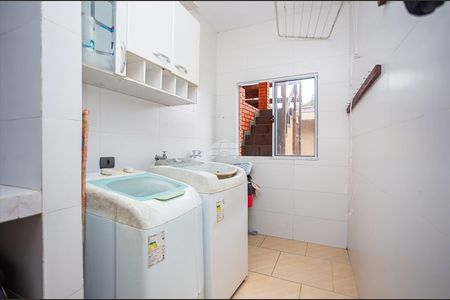 6_photo/94dce4fe35.01e58fe0f594459a-ATLAS-3dbf5730-8fd5-450a-9d5f-c19407fdf466.jpg de casa à venda com 4 quartos, 189m² em Jardim Botânico, Curitiba