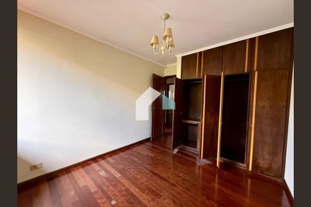 7_photo/94dce4ff8f.1f85094cffd9cdaa-ATLAS-5fbcd3d6-b4f1-4a47-8dc1-a33383efda62.jpg de casa à venda com 4 quartos, m² em Jardim Botânico, Curitiba