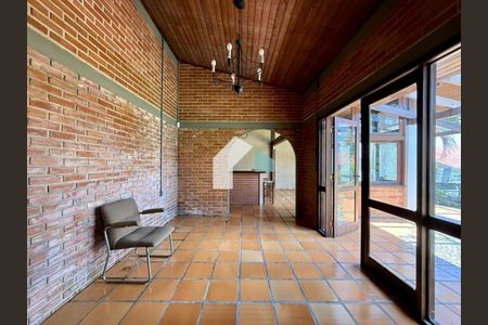 11_photo/94dce4ff8f.1f85094cffd9cdaa-ATLAS-73496a0e-98ac-487a-830e-28e03a58dc10.jpg de casa à venda com 4 quartos, m² em Jardim Botânico, Curitiba