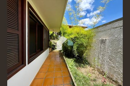 19_photo/94dce4ff8f.1f85094cffd9cdaa-ATLAS-ac033905-4fa0-42ab-a640-e4cdcdfe8adf.jpg de casa à venda com 4 quartos, m² em Jardim Botânico, Curitiba