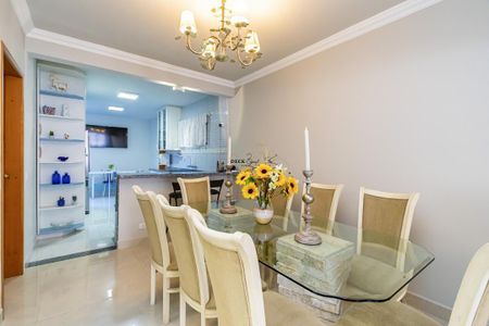 12_photo/94dce50043.6618d879b31b9a75-ATLAS-86a444fc-fd35-4b43-8a4d-ab488ee96d8d.jpg de casa à venda com 3 quartos, 340m² em Jardim Botânico, Curitiba