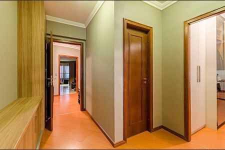 81_photo/94dce50643.e9e7bffe1f964319-ATLAS-0ee78111-6e9c-4c1a-ba80-6a8ea434359b.jpg de apartamento para alugar com 3 quartos, 150m² em Cristo Rei, Curitiba