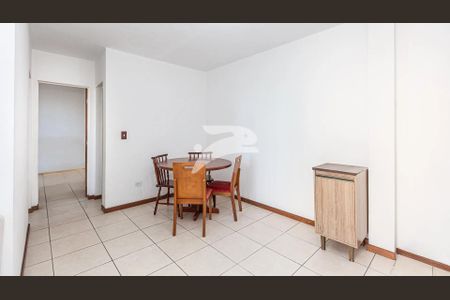 4_photo/94dce5075f.1e6e19084fae7f13-ATLAS-8d1fa3db-731a-4215-97b9-b3e4f0077675.jpg de apartamento à venda com 2 quartos, 60m² em Cristo Rei, Curitiba