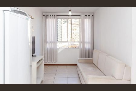 10_photo/94dce5075f.1e6e19084fae7f13-ATLAS-c8706b5a-9d37-4d2c-a545-a17aa139ce56.jpg de apartamento à venda com 2 quartos, 60m² em Cristo Rei, Curitiba