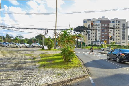 12_photo/94dce5075f.b98ceb0f24d31b4c-ATLAS-62995475-fb27-4e58-8a64-9792c8e98a73.jpg de apartamento para alugar com 2 quartos, 60m² em Cristo Rei, Curitiba