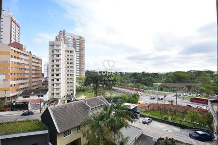 8_photo/94dce50763.87f75d3b3f217de6-ATLAS-8aac6ebd-2ac5-4cc1-a875-9addf48febb5.jpg de apartamento à venda com 1 quarto, 33m² em Cristo Rei, Curitiba