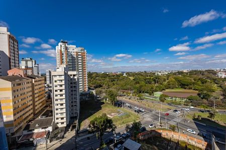 6_photo/94dce50763.94d30c7ab93287bf-ATLAS-14ad6732-ddd9-4e2c-87bf-e5134cfc9bde.jpg de apartamento à venda com 2 quartos, 47m² em Cristo Rei, Curitiba