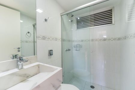 13_photo/94dce50765.bdbfbf85f78f9f99-ATLAS-765502db-3184-411b-bd4e-6375cebf2120.jpg de apartamento à venda com 3 quartos, 69m² em Cristo Rei, Curitiba