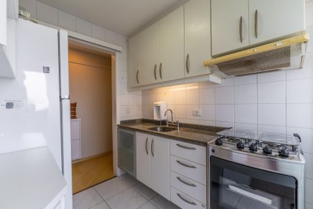 9_photo/94dce50765.bdbfbf85f78f9f99-ATLAS-97cecee4-1242-4aff-9cbb-a9da11d7aa84.jpg de apartamento à venda com 3 quartos, 69m² em Cristo Rei, Curitiba