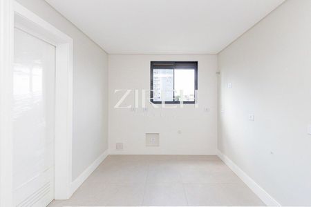 8_photo/94dce507b3.1c05dd5c4125afed-ATLAS-00a37bd1-3dd6-4280-bc01-236d089c8961.jpg de apartamento à venda com 3 quartos, 109m² em Cristo Rei, Curitiba