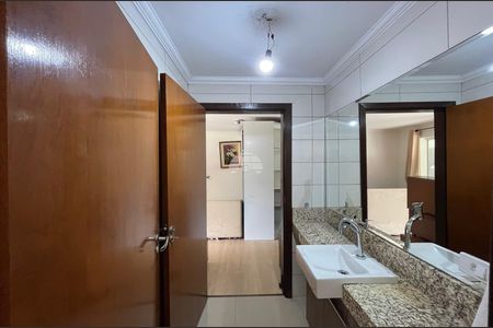 27_photo/94dce507cb.50df46c0cd16add9-ATLAS-6f5a6fd1-fd26-490c-8c81-95434d7dda5a.jpg de casa para alugar com 4 quartos, 211m² em Cristo Rei, Curitiba