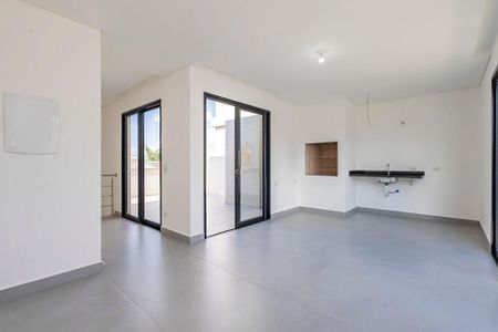 42_photo/94dce5081f.833a42e394c467a8-ATLAS-8dcef6b1-24eb-4d22-823d-c059c5e8c763.jpg de casa à venda com 3 quartos, 176m² em Capão da Imbuia, Curitiba