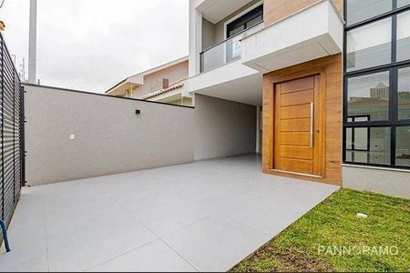 9_photo/94dce5081f.833a42e394c467a8-ATLAS-94614c70-dfaa-4487-8439-9e2b80652b4e.jpg de casa à venda com 3 quartos, 176m² em Capão da Imbuia, Curitiba