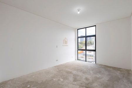 26_photo/94dce5081f.833a42e394c467a8-ATLAS-95e26769-d425-416c-a9e3-e2afaeb833aa.jpg de casa à venda com 3 quartos, 176m² em Capão da Imbuia, Curitiba