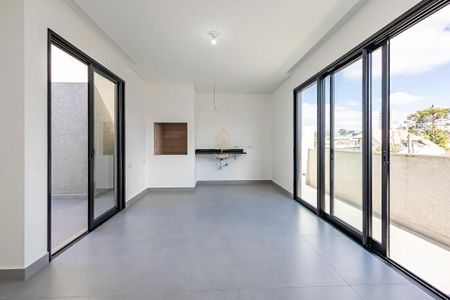 43_photo/94dce5081f.833a42e394c467a8-ATLAS-e2eeabd2-3c84-4617-a4aa-226d1c73c7e7.jpg de casa à venda com 3 quartos, 176m² em Capão da Imbuia, Curitiba