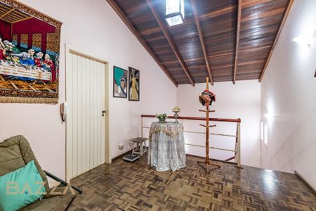 5_photo/94dce508d7.445c0bca81181d7a-ATLAS-bf83a362-6e83-4e55-befc-4f92bdbd7eae.jpg de casa à venda com 4 quartos, 330m² em Capão da Imbuia, Curitiba