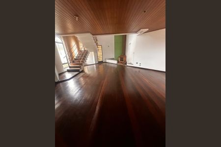 4_photo/94dce5099f.5afd90b9c05d4dec-ATLAS-a69807ab-712d-4fe0-96b2-33f9aa138cf4.jpg de casa à venda com 5 quartos, 610m² em Capão da Imbuia, Curitiba