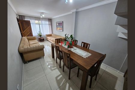 8_photo/94dce50a2d.242163829a78200a-ATLAS-b380bbaf-df79-4817-9d38-b0e5ab14726b.jpg de casa à venda com 3 quartos, 186m² em Capão da Imbuia, Curitiba