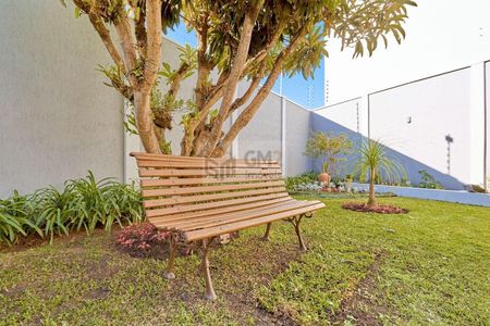 6_photo/94dce50a57.e3da74daae84817a-ATLAS-616d0980-2fc0-4b39-baca-52db4e14cf15.jpg de casa à venda com 3 quartos, 474m² em Capão da Imbuia, Curitiba