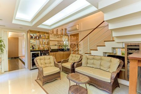 9_photo/94dce50a57.e3da74daae84817a-ATLAS-fad8dd4e-57d2-41a1-8a94-93ee16ca55ad.jpg de casa à venda com 3 quartos, 474m² em Capão da Imbuia, Curitiba