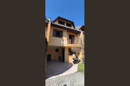 8_photo/94dce50a6f.c06c3c5dbfc3661b-ATLAS-8c5fe313-c7f7-44be-8e24-78b3f6f473f5.jpg de casa à venda com 0 quarto, 117m² em Capão da Imbuia, Curitiba