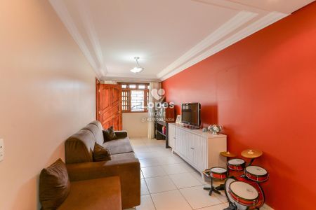 3_photo/94dce50a71.188a27b9c66a5139-ATLAS-3cc33d1b-943a-4825-ae2d-6496d598d6db.jpg de casa à venda com 3 quartos, 133m² em Capão da Imbuia, Curitiba
