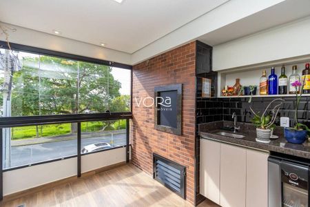 10_photo/94dce50c09.1234fb2911a7d6d0-ATLAS-8e300663-aee3-4e66-8850-ceb0dcf3c363.jpg de apartamento à venda com 2 quartos, 78m² em Jardim Botânico, Curitiba