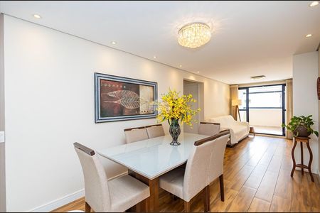 10_photo/94dce50c09.ba4f5a6018ad1b76-ATLAS-e6e4f564-8a9c-49c9-a47a-116434c47132.jpg de apartamento à venda com 2 quartos, 79m² em Jardim Botânico, Curitiba