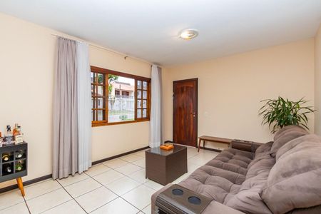 4_photo/94dce50c0b.9612c2c0390caf5f-ATLAS-d1eb0ecd-fb45-4975-9ef3-c2ed15227b6f.jpg de casa à venda com 5 quartos, 262m² em Cajuru, Curitiba