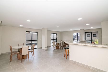 44_photo/94dce50c13.dac3b1c28c47b833-ATLAS-ec92673d-e936-4165-9eca-cd44eac24057.jpg de apartamento à venda com 2 quartos, 74m² em Cajuru, Curitiba