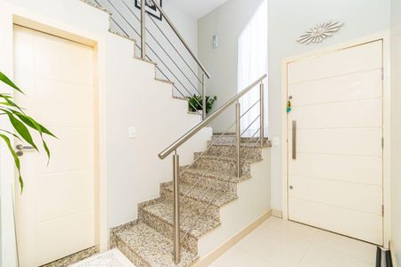 11_photo/94dce50d0b.7980aed8fa71c73b-ATLAS-25ec221a-6009-4cf0-9fef-bf8f9c778cb9.jpg de casa à venda com 3 quartos, 188m² em Cajuru, Curitiba