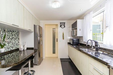 15_photo/94dce50d0b.7980aed8fa71c73b-ATLAS-ccb2ecb1-3057-4d35-bf94-84ec8d8b5df1.jpg de casa à venda com 3 quartos, 188m² em Cajuru, Curitiba