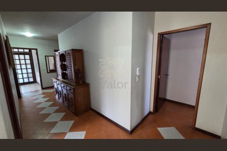 7_photo/94dce50d83.210363f7da379e19-ATLAS-9af1cc0b-9305-4fb4-b0d2-2a1a5629d026.jpg de casa à venda com 4 quartos, 240m² em Cajuru, Curitiba
