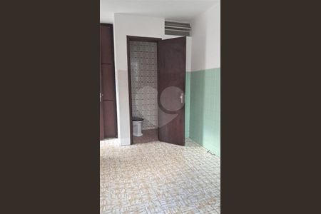 10_photo/94dce50db3.c73b78bac5a2f3b6-ATLAS-c6b798db-bcfa-43e2-9e59-9393b19af7e4.jpg de casa à venda com 3 quartos, 203m² em Cajuru, Curitiba