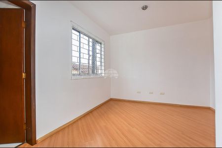 10_photo/94dce50e0b.6d966f5fb5582f4e-ATLAS-18bd7d87-c98d-4b6d-b4cf-e4a30ef75e74.jpg de casa à venda com 2 quartos, 81m² em Cajuru, Curitiba