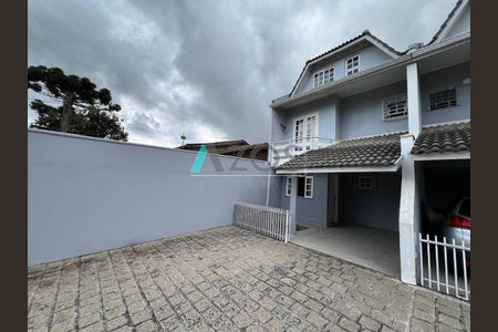 3_photo/94dce50e51.ceff8192393c33de-ATLAS-9a541919-18de-449a-bfff-98848e00e0e7.jpg de casa à venda com 3 quartos, 220m² em Cajuru, Curitiba