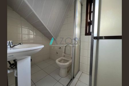 27_photo/94dce50e51.ceff8192393c33de-ATLAS-f39a959a-bab0-4e50-aec7-c6baef58ed24.jpg de casa à venda com 3 quartos, 220m² em Cajuru, Curitiba