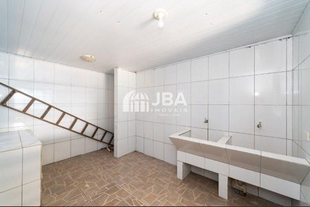 38_photo/94dce50ea7.e8a0ff3923ec2af0-ATLAS-1ae2e5cc-d828-47fb-8066-fd65b139de1b.jpg de casa à venda com 3 quartos, 203m² em Cajuru, Curitiba