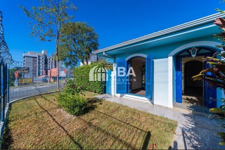 3_photo/94dce50ea7.e8a0ff3923ec2af0-ATLAS-9d2b39dc-6f59-4340-870c-be680d7d82db.jpg de casa à venda com 3 quartos, 203m² em Cajuru, Curitiba