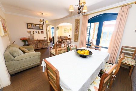 15_photo/94dce50ea7.e8a0ff3923ec2af0-ATLAS-e52b6208-b2d3-4f27-9b9e-d5386d9b3bdc.jpg de casa à venda com 3 quartos, 203m² em Cajuru, Curitiba