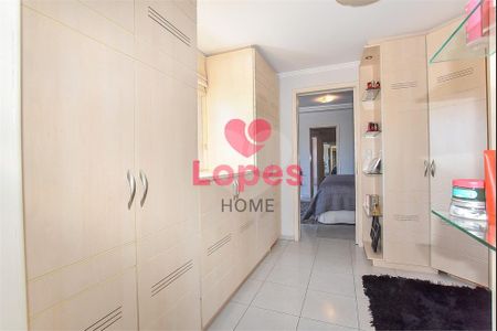 31_photo/94dce512c7.dcaaaf9a7a00eb3d-ATLAS-07c5cf3b-00c3-4b9e-986e-383f7e674cae.jpg de casa à venda com 4 quartos, 157m² em Cajuru, Curitiba