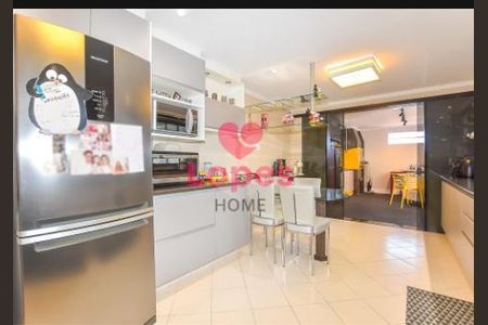 7_photo/94dce512c7.dcaaaf9a7a00eb3d-ATLAS-3966b1ae-d3d6-4171-a220-d3f471d020a0.jpg de casa à venda com 0 quarto, 156m² em Cajuru, Curitiba