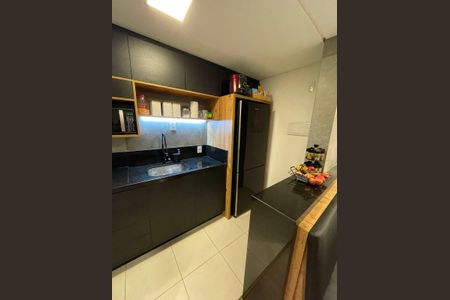 4_photo/94dce512e5.a7ae3b4e44d16c28-ATLAS-c3d7f6b7-4ff0-4e6f-98e0-6d187d9e03ac.jpg de apartamento à venda com 3 quartos, 69m² em Cajuru, Curitiba