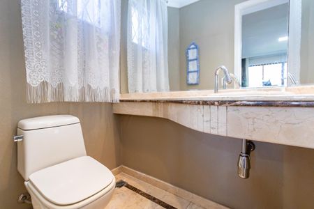 14_photo/94dce515df.2a17df7df6ae08cb-ATLAS-5bdb8dea-e2f7-412c-b322-0e4f8e3ad733.jpg de casa à venda com 4 quartos, 272m² em Jardim das Américas, Curitiba