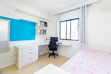 32_photo/94dce515df.2a17df7df6ae08cb-ATLAS-9e07cf98-ed6e-4d4b-8a48-a7a1a95796e6.jpg de casa à venda com 4 quartos, 272m² em Jardim das Américas, Curitiba