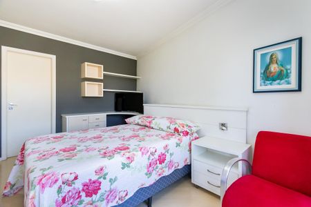 23_photo/94dce515df.2a17df7df6ae08cb-ATLAS-e674eaf2-3ca6-493e-ad66-ffe45a337577.jpg de casa à venda com 4 quartos, 272m² em Jardim das Américas, Curitiba