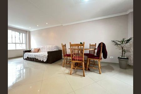 5_photo/94dce515e7.18e6ac91b37a8e88-ATLAS-2c449c9c-a343-407e-9fd9-9c69ae35bc47.jpg de casa à venda com 4 quartos, 173m² em Jardim das Américas, Curitiba