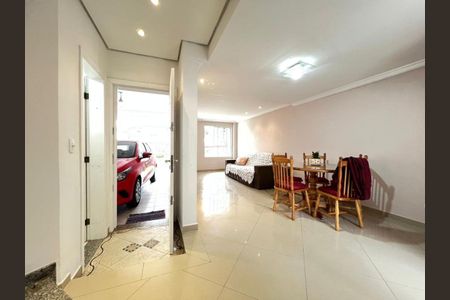 5_photo/94dce515e7.18e6ac91b37a8e88-ATLAS-3407b994-4912-4a49-9a8c-7417d3f12e78.jpg de casa à venda com 4 quartos, 173m² em Jardim das Américas, Curitiba