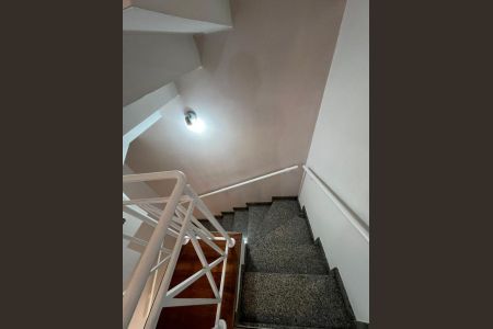 19_photo/94dce515e7.18e6ac91b37a8e88-ATLAS-40d47fb7-4357-4516-b3e0-e6039357af00.jpg de casa à venda com 4 quartos, 173m² em Jardim das Américas, Curitiba