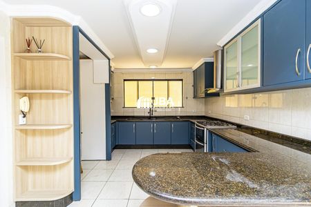 13_photo/94dce515f5.1c5ee5b12bdcf8f7-ATLAS-73381ebb-dc59-409d-9d3e-2578701ab7de.jpg de casa para alugar com 5 quartos, 271m² em Jardim das Américas, Curitiba